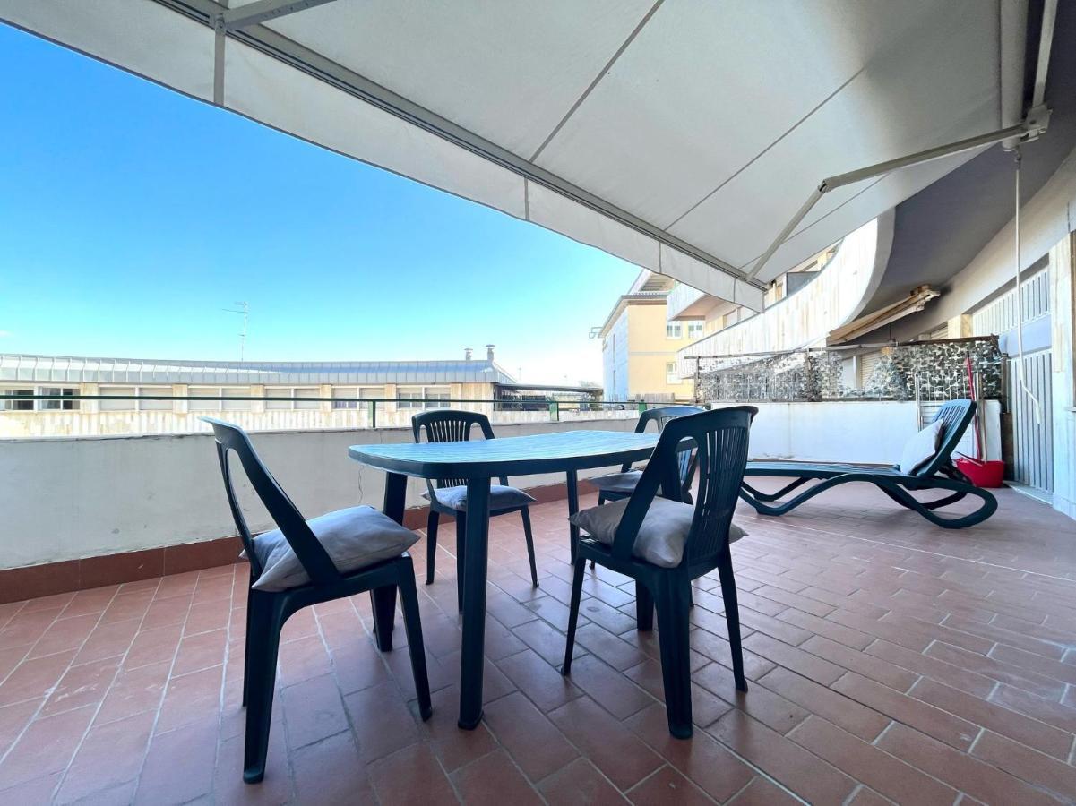 Imperiale Apartment Tirrenia Exterior foto